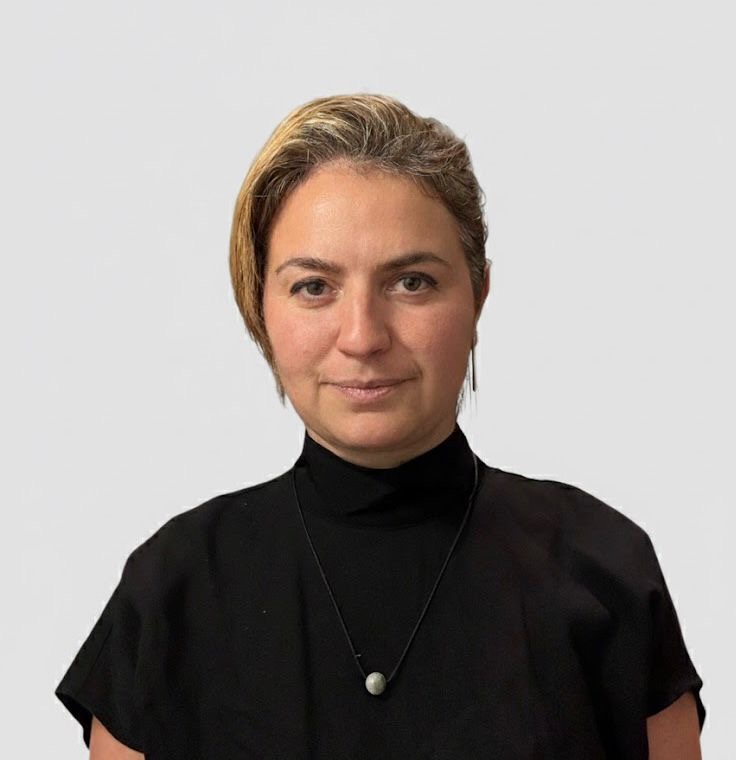 Mirela Dumitrescu, Massage Therapist & Therapeutic Touch Practitioner